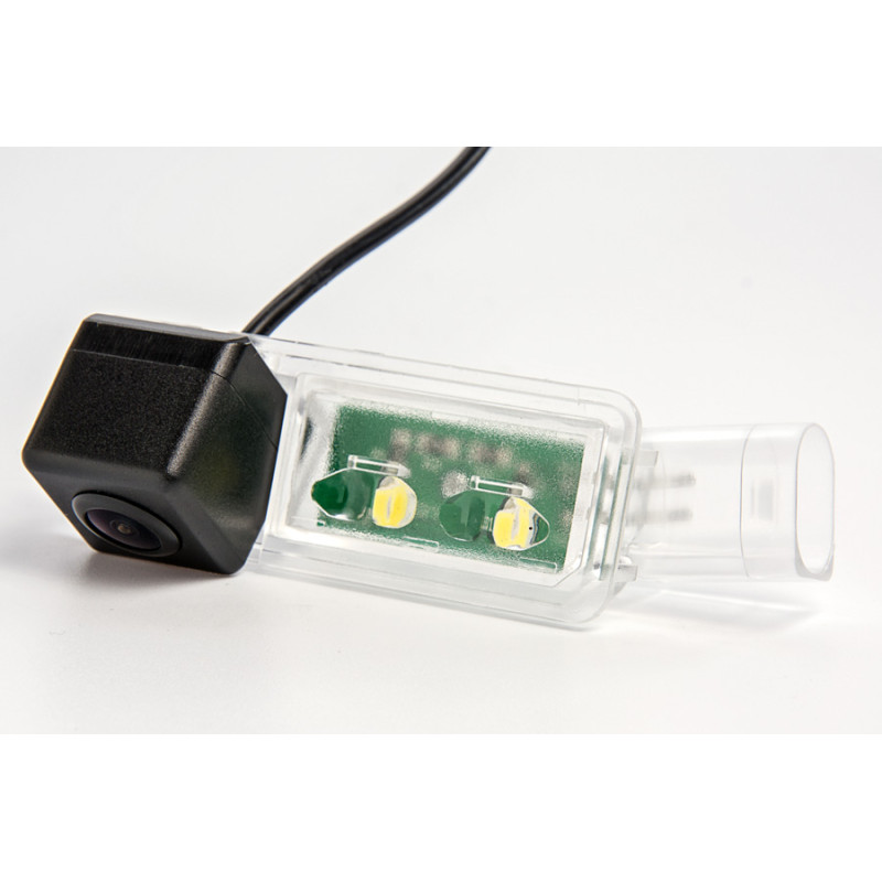 Kamera cofania Fighter CS-HCCD+FM-102 dla VW